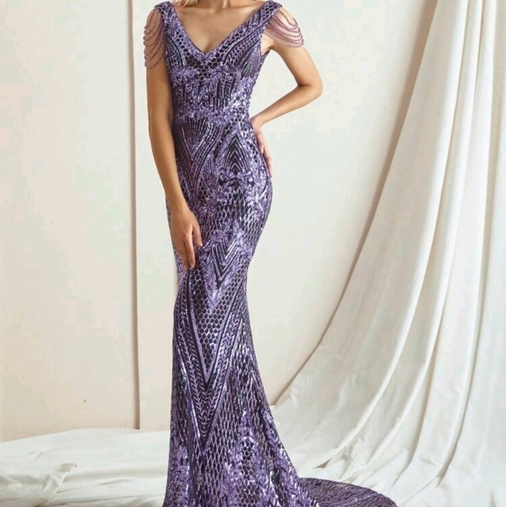 Purple Geometric Sequined V Neck, Sleeveless Mermaid Maxi Gown